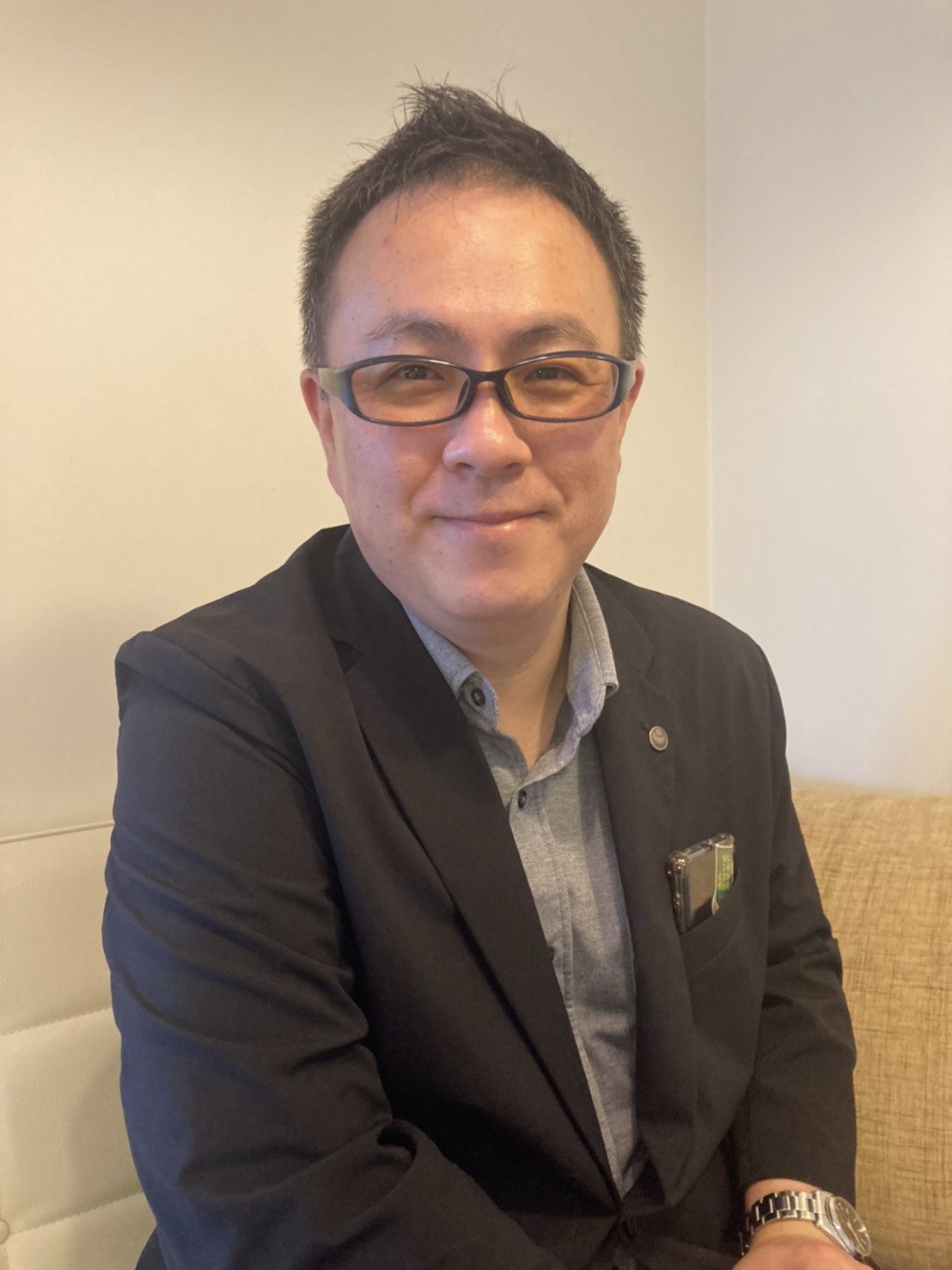 相田 謹典
